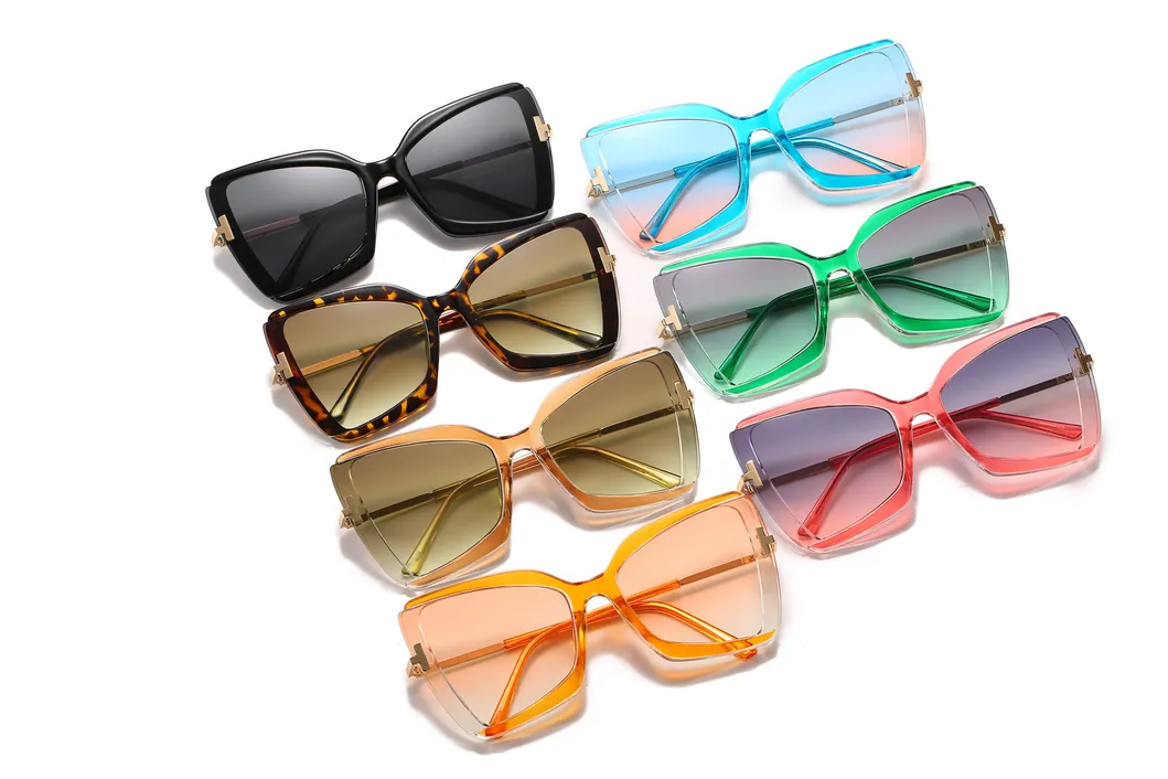 2020 No MOQ Cateye Fashion Women Sunglasses with Ocean Lens