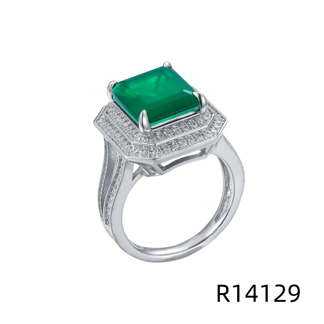 2021 New Design 925 Sterling Silver with Emerald Stone Ring