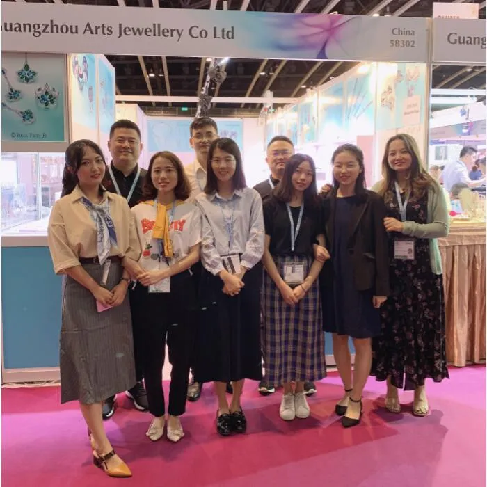 2021 New Design 925 Sterling Silver with Emerald Stone Ring