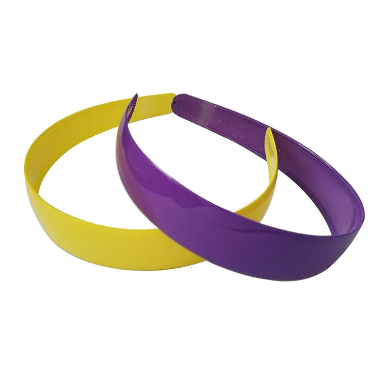 How Do Women Plastic Headbands Enhance Style and Comfort?