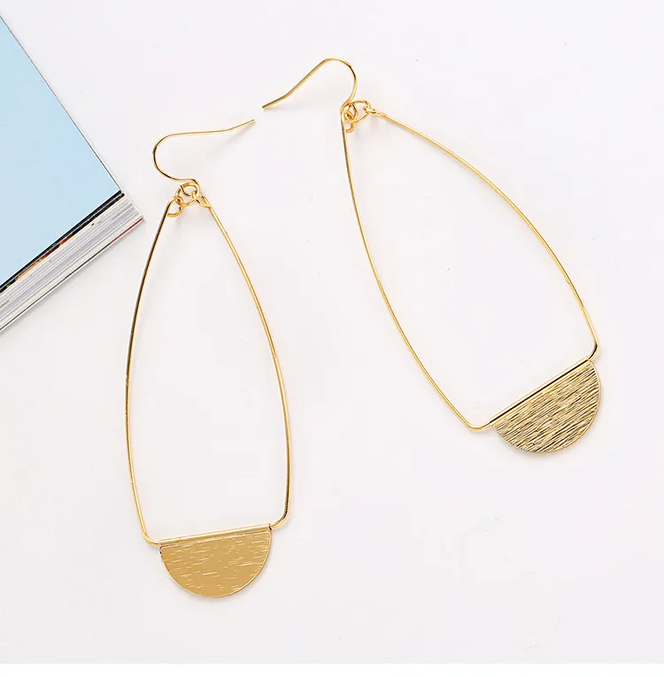 Bohemian Zinc Alloy Gold Plated Brushed Hollow Teardrop Alloy Hoop Earring