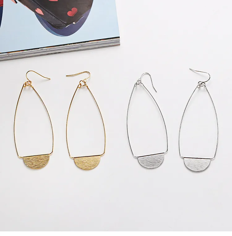 Bohemian Zinc Alloy Gold Plated Brushed Hollow Teardrop Alloy Hoop Earring