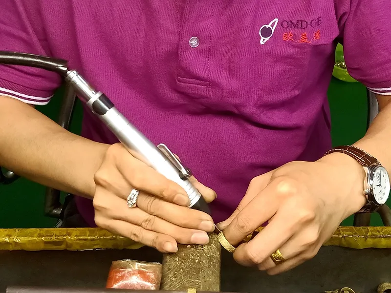 Charm His and Hers Wedding Bands Rings Titanium