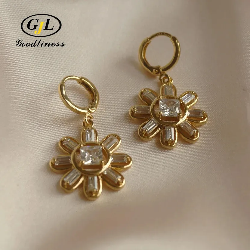 Custom Fashion Jewelry Flower Zirconia Dorp Earrings Brass Jewellery