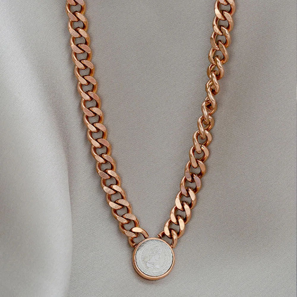 European Hip Hos Gold Plated Chunky Cuban Link Chain Necklace Stainless Steel Black Coin Pendant Necklace