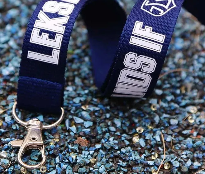 Exquisite Durable Lanyard with Metal Hooks for Gifts