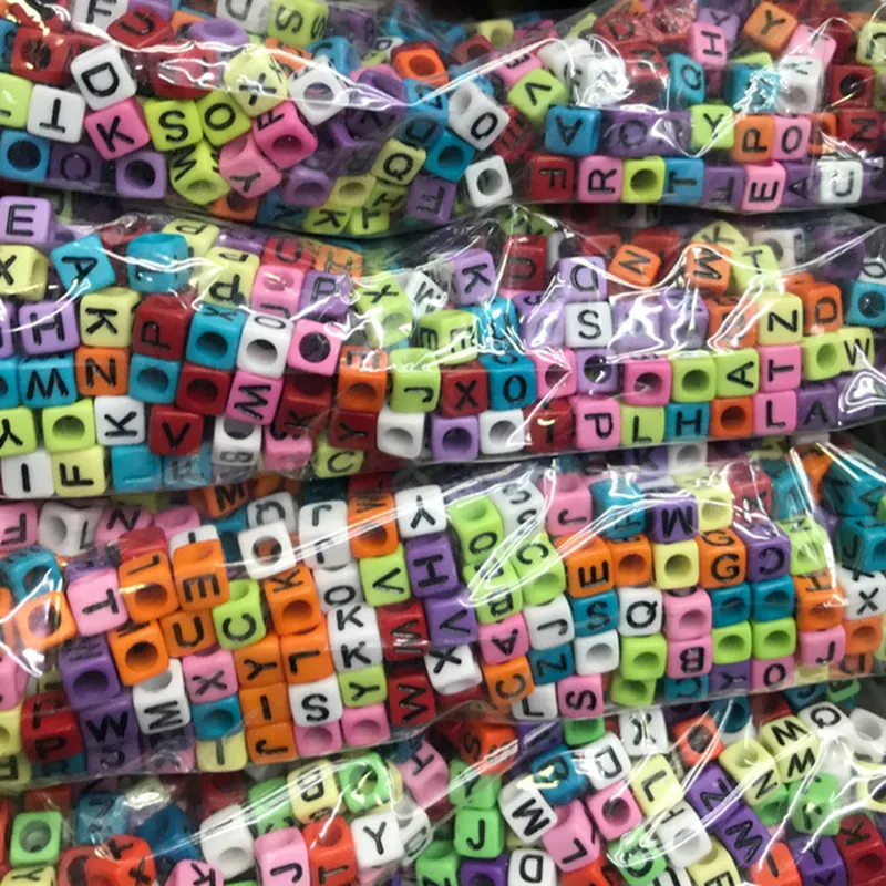Factory Wholesale Mixed Alphabet Letters Beads Cube Square Loose Beads Kids DIY Acrylic Bead