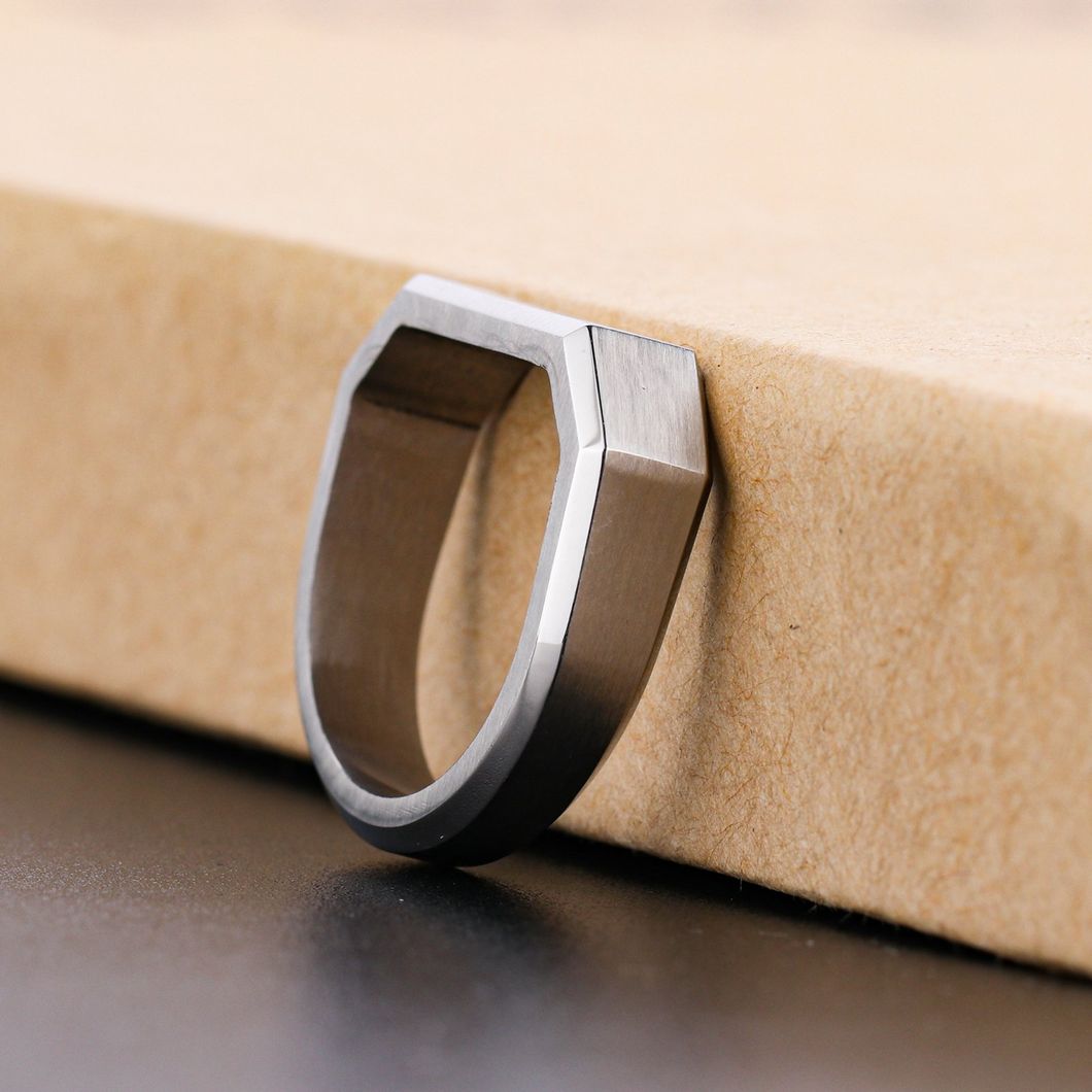 Fashion Mens Simple Minimalist Geometric Faceted Stainless Steel Ring