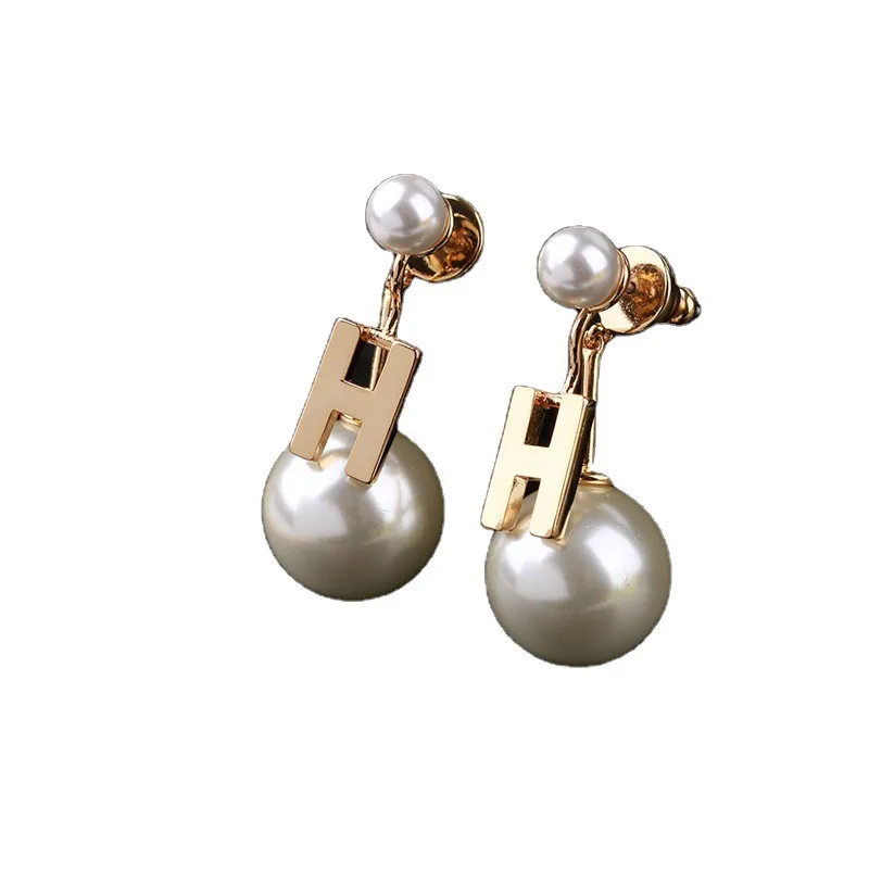 Fashion Simple Personality Pearl Letter Earrings Jewelry