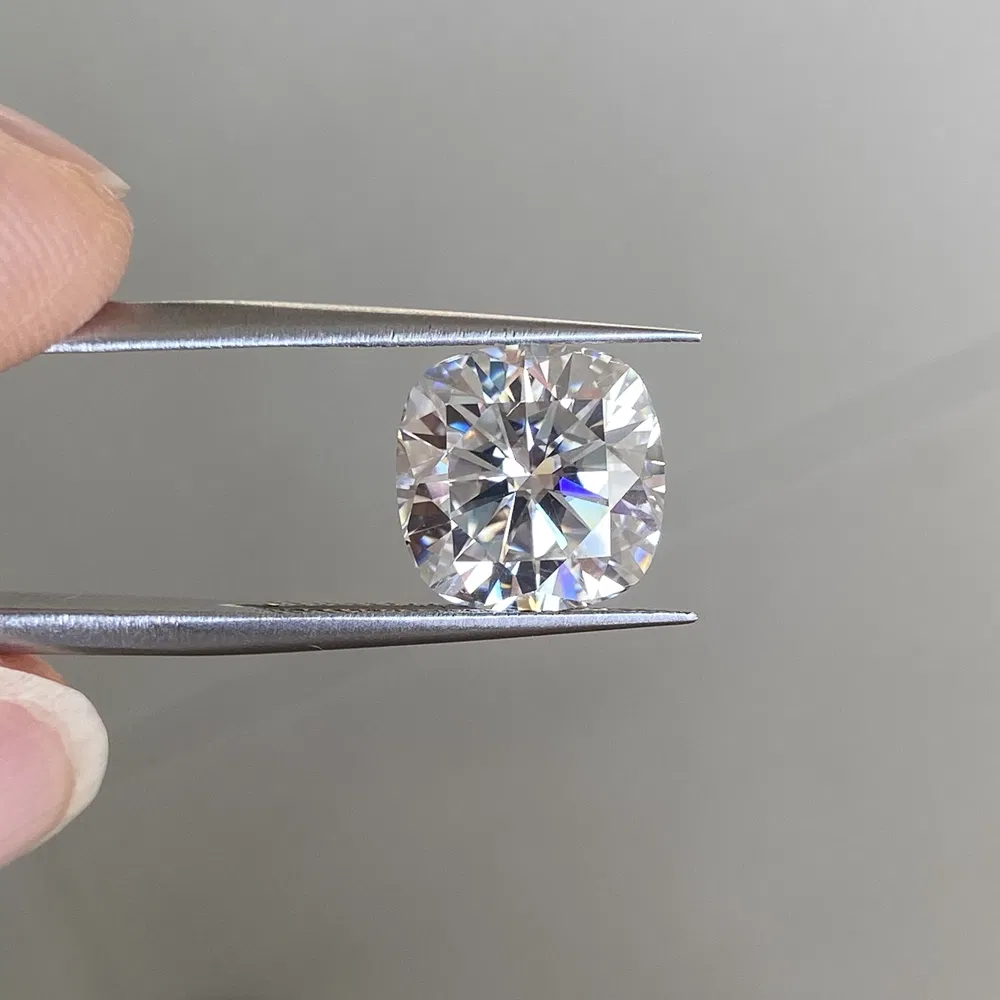 Hq Gems Gra Certificate D Vvs1 10X10mm Cushion Cut Pass Diamond Test 4 Carat Diamond Moissanite Stone for 18K White Gold Ring Making