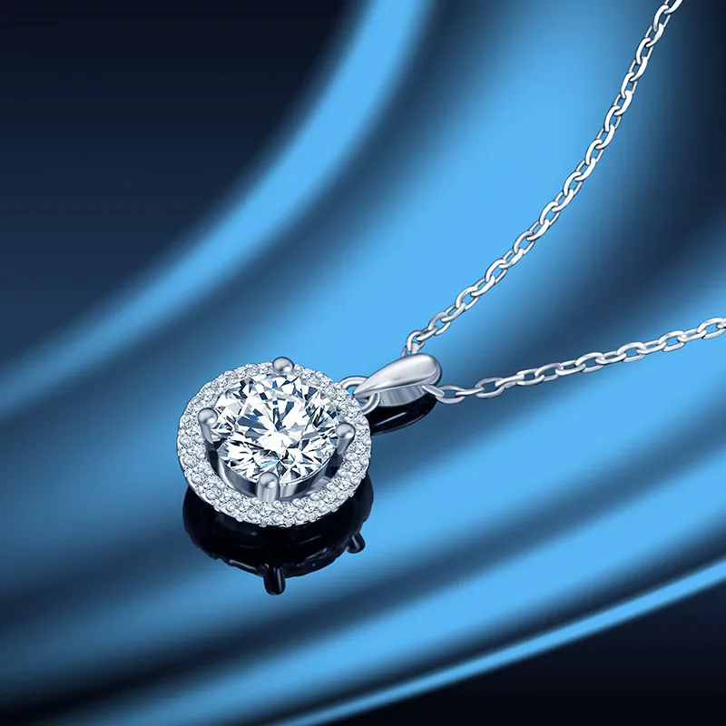Korean Fashion Jewellery Women′ S S925 Sterling Silver Moissanite Round Zircon Full Rhinestone Clavicle Chain Necklace