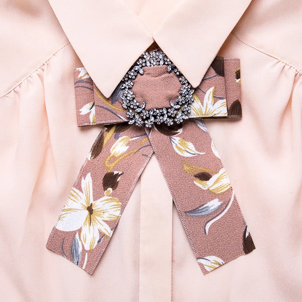 Vintage Bowknot Brooch Women Shirt Bow Tie College Wind Collar Needle Ribbons Fabric Corsage Brooches
