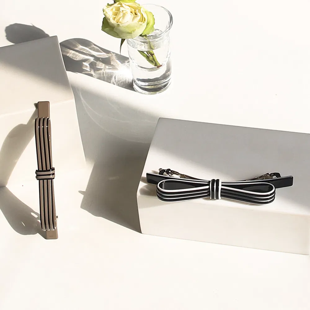 Women′s Two-Tone Exquisite Bow Metal Clip